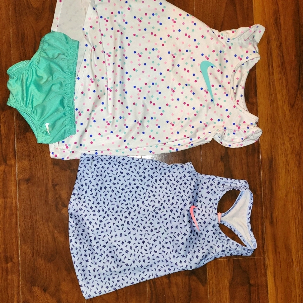 Nike dresses